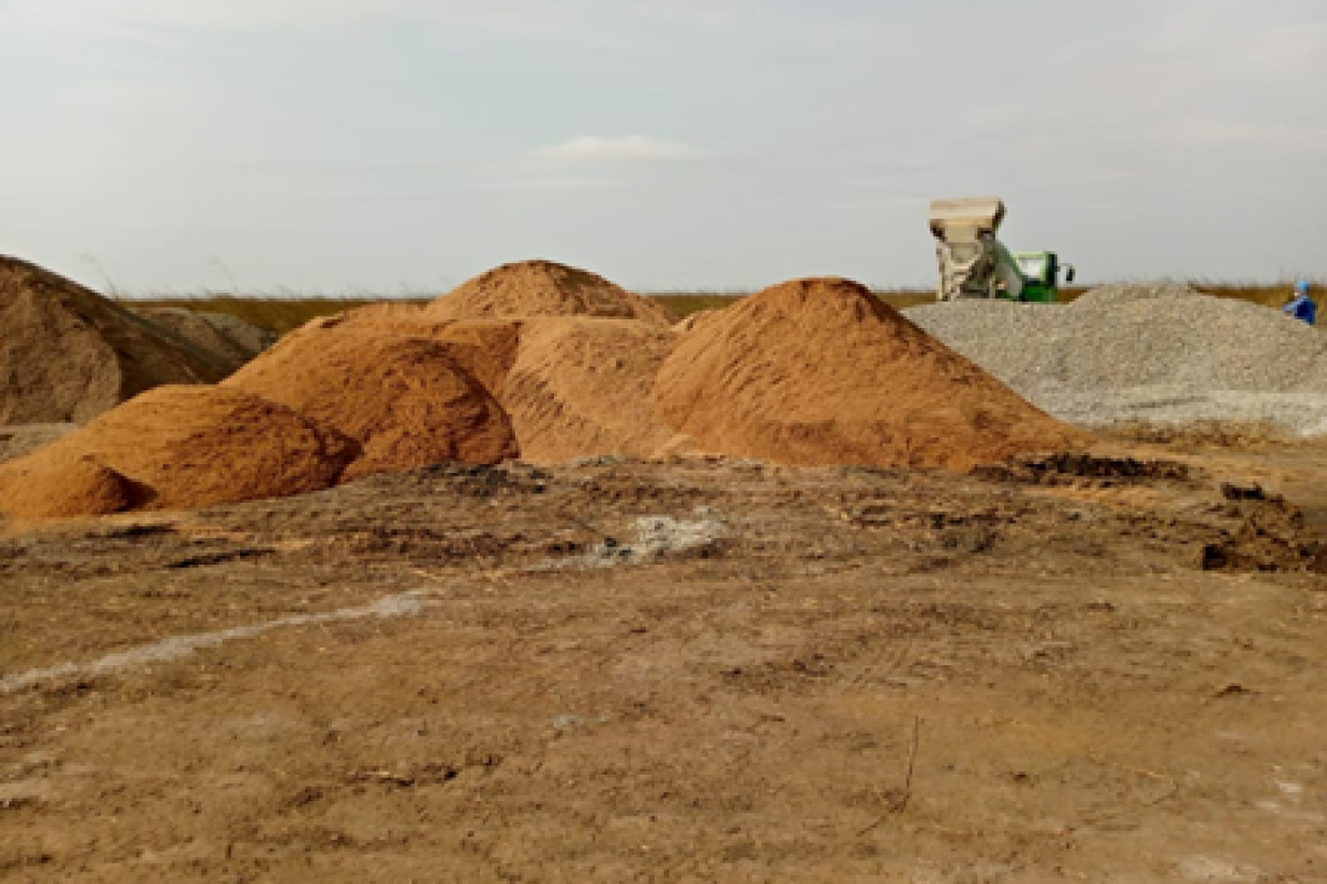 28 Vista Inertes armazenadas na obra